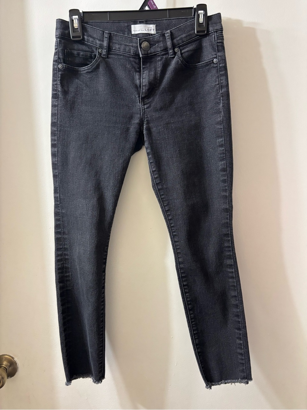 LOFT Women's Skinny Jeans in Washed Black